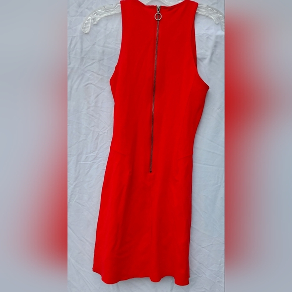 Dress - Picture 2 of 3